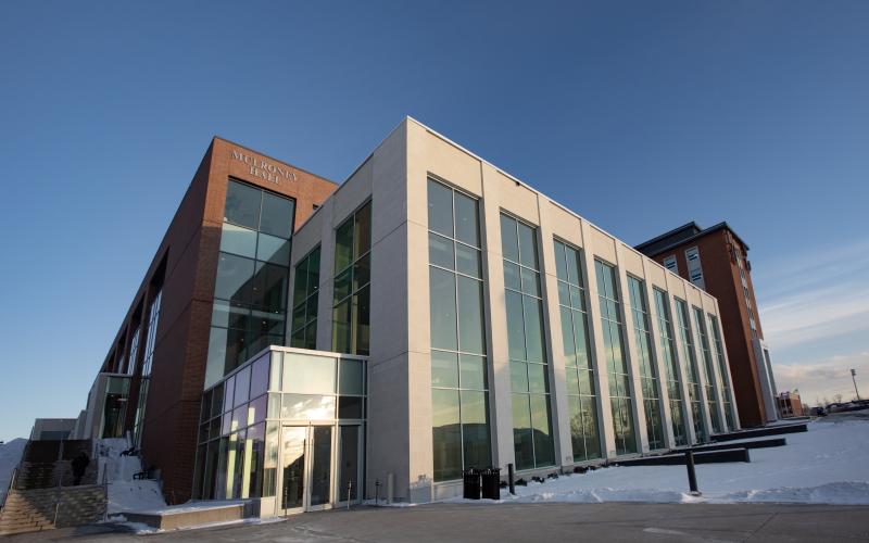 The Brian Mulroney Institute of Government Dahdaleh Practitioner-in-Residence Presents: The Honour to Serve Workshop Series